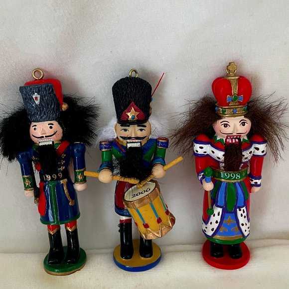 Holiday Nutcrackers ornaments - Set of 3 by Calton Cards - Picture 1 of 12
